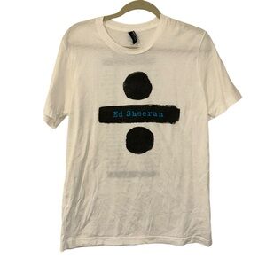 White & Black Ed Sheeran Division Tour Shirt Concert Top Unisex Size Large Tee!